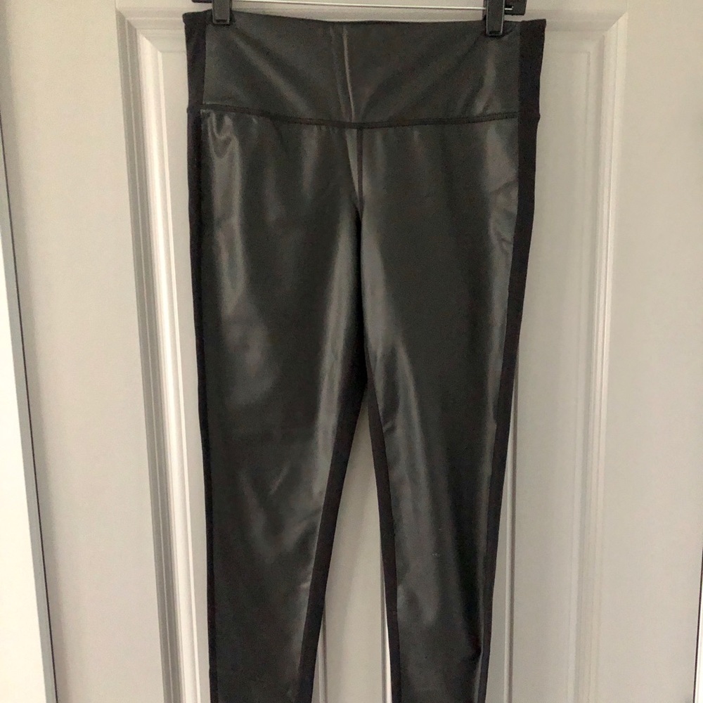 Athleta Leggings - Black - M